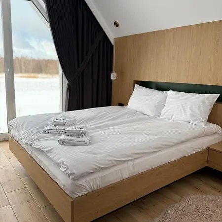 Roku Leba Apartment Nowecin