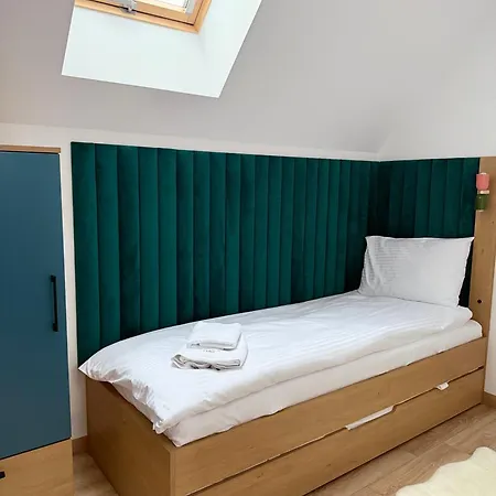 Roku Leba Appartement Nowecin